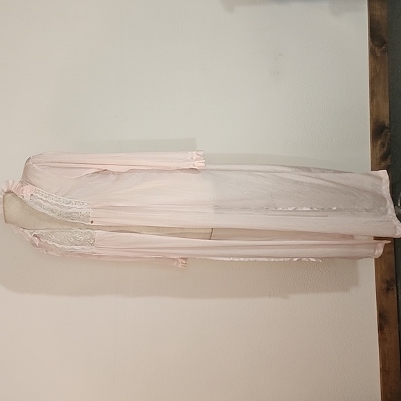 Gotham NY Robe Vintage Semi Sheer Lace Front Polkadot Long Sleeve Pink Size L - Picture 5 of 15